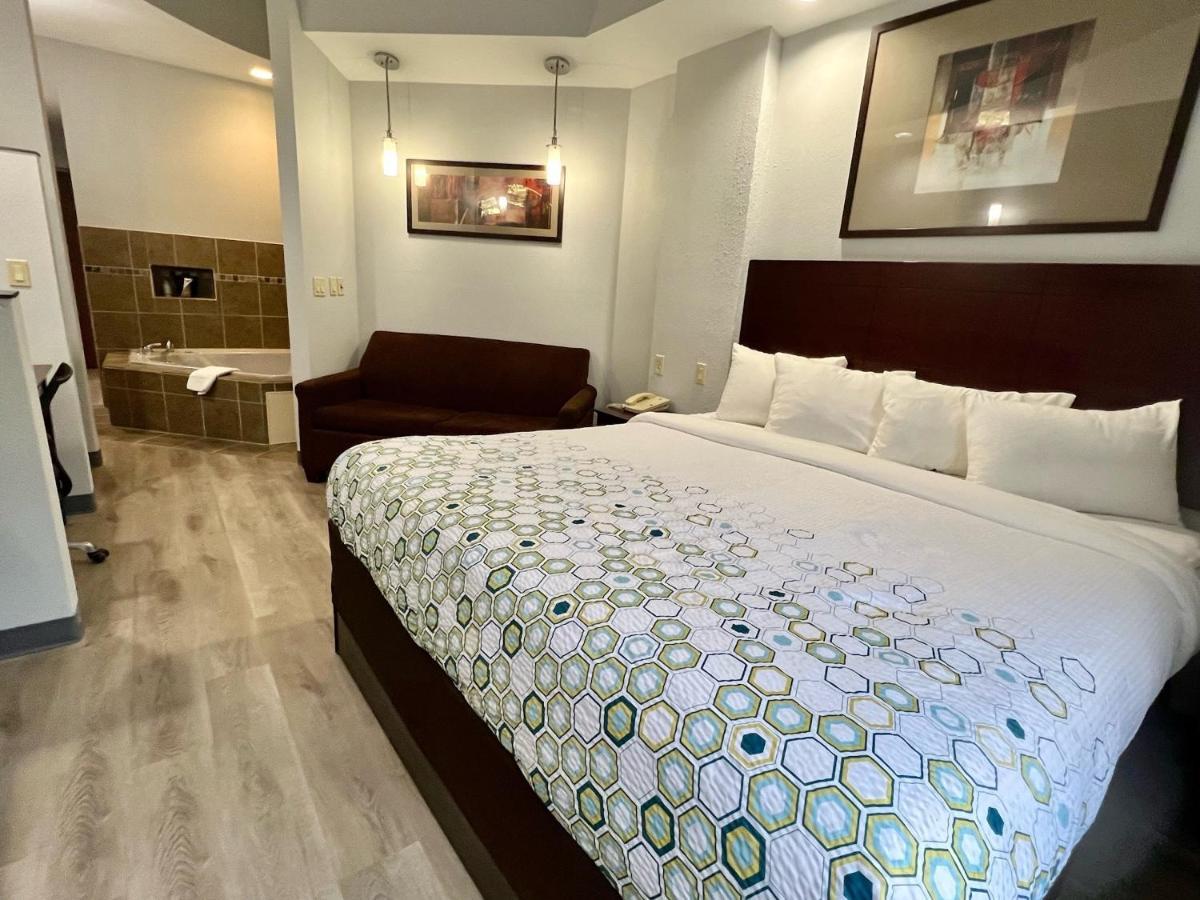 Hometowne Studios & Suites Вашингтон Экстерьер фото