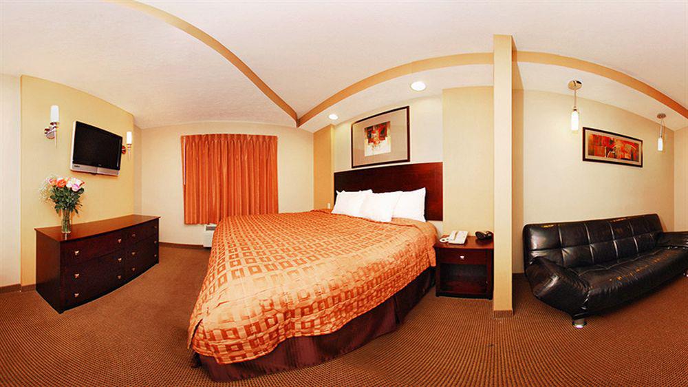 Hometowne Studios & Suites Вашингтон Экстерьер фото